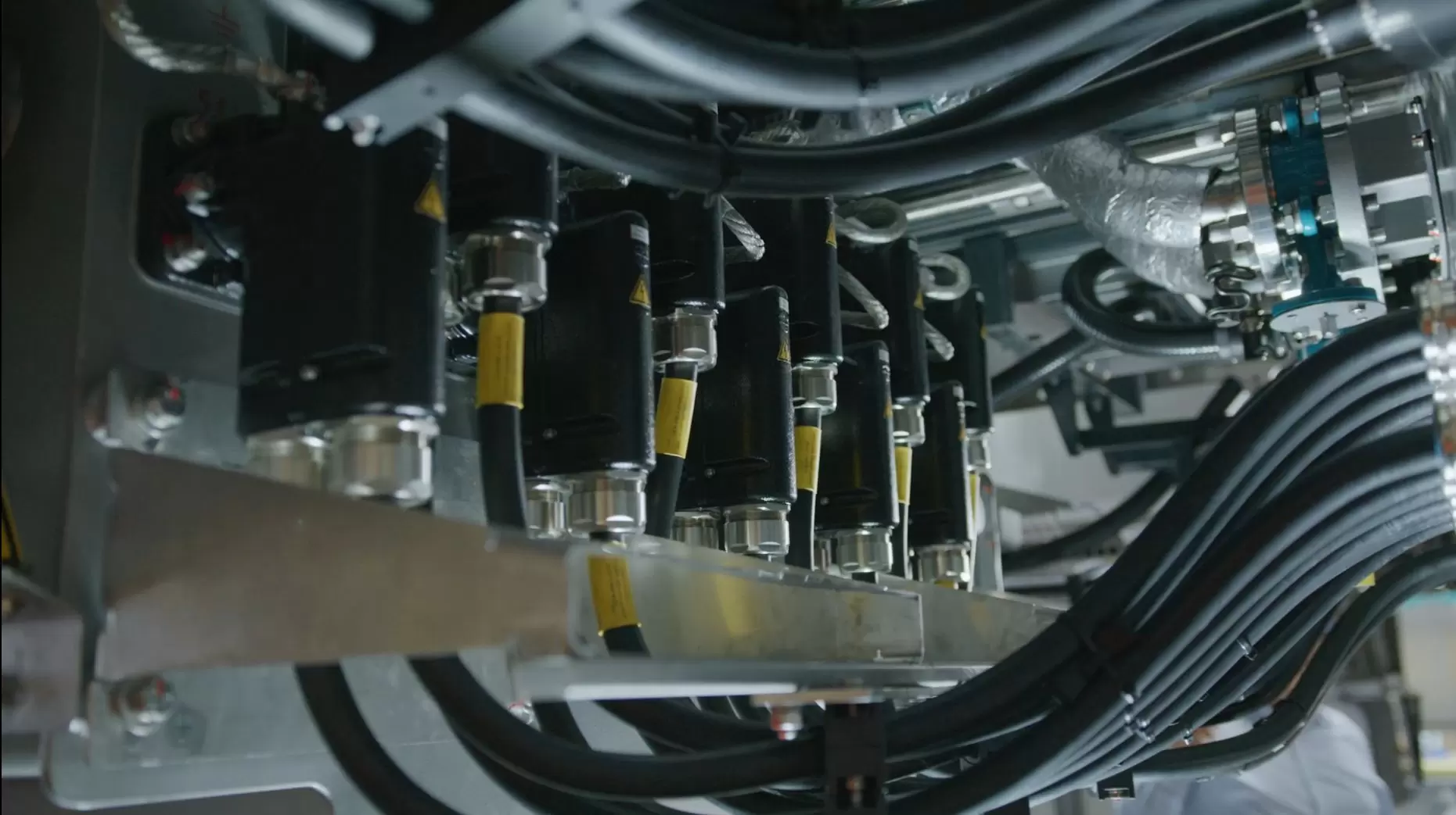 High performance transformer connectors