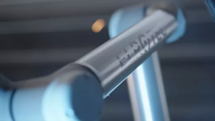 elrotec_welding-robot_2.png