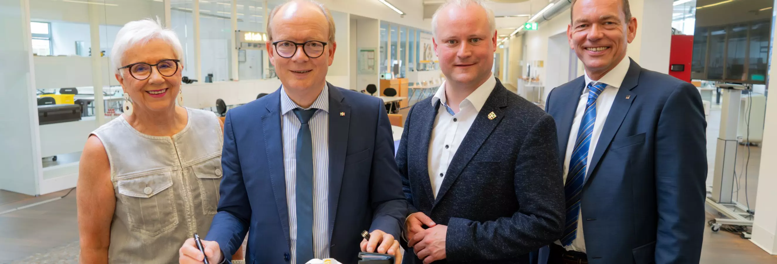 André Kuper, Präsident des Landtags Nordrhein-Westfalen besucht HARTING