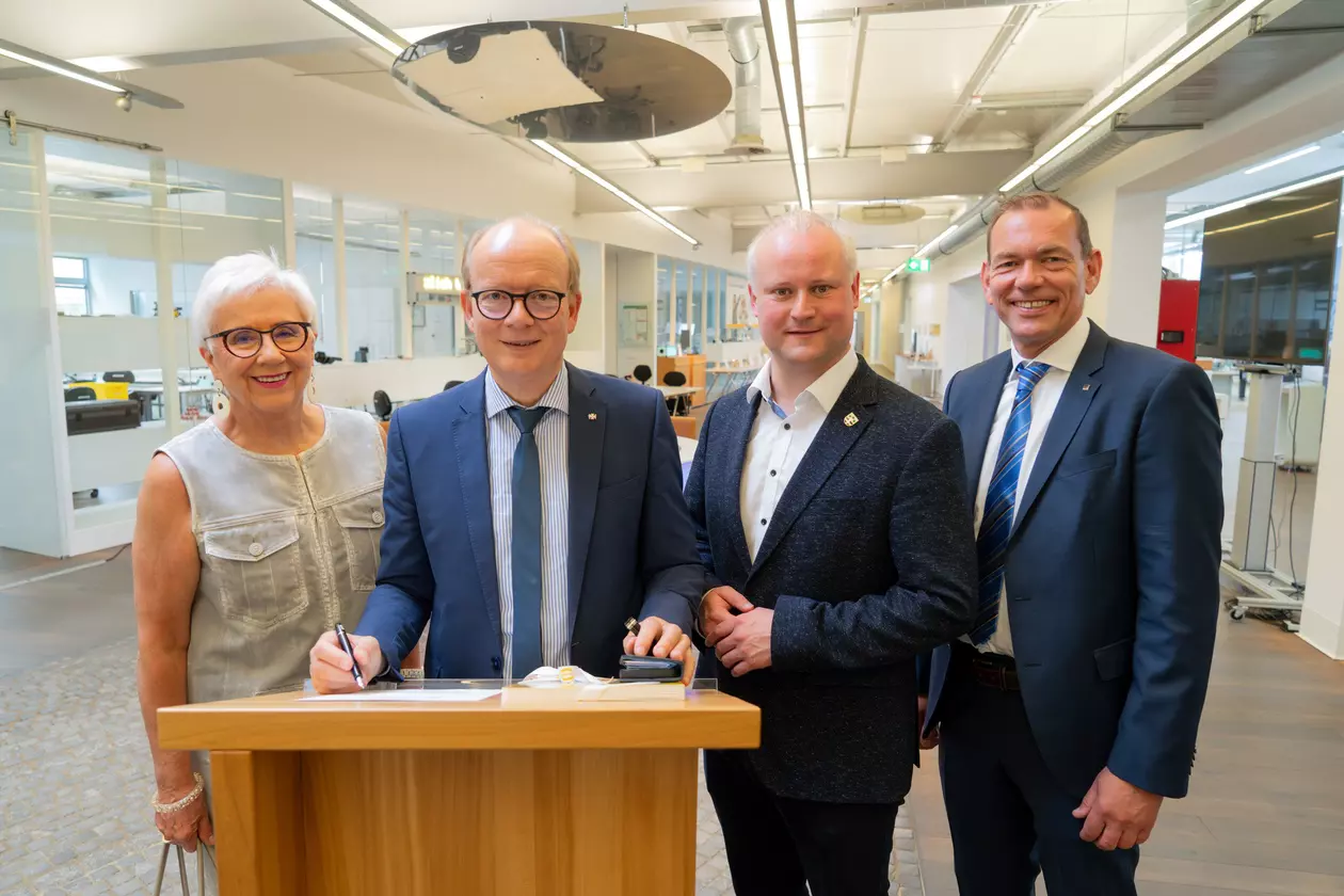André Kuper, Präsident des Landtags Nordrhein-Westfalen besucht HARTING