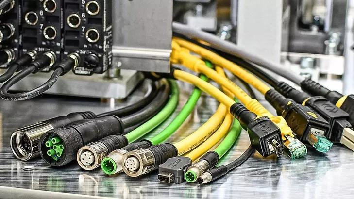 Cable Assemblies & Bulk Cables