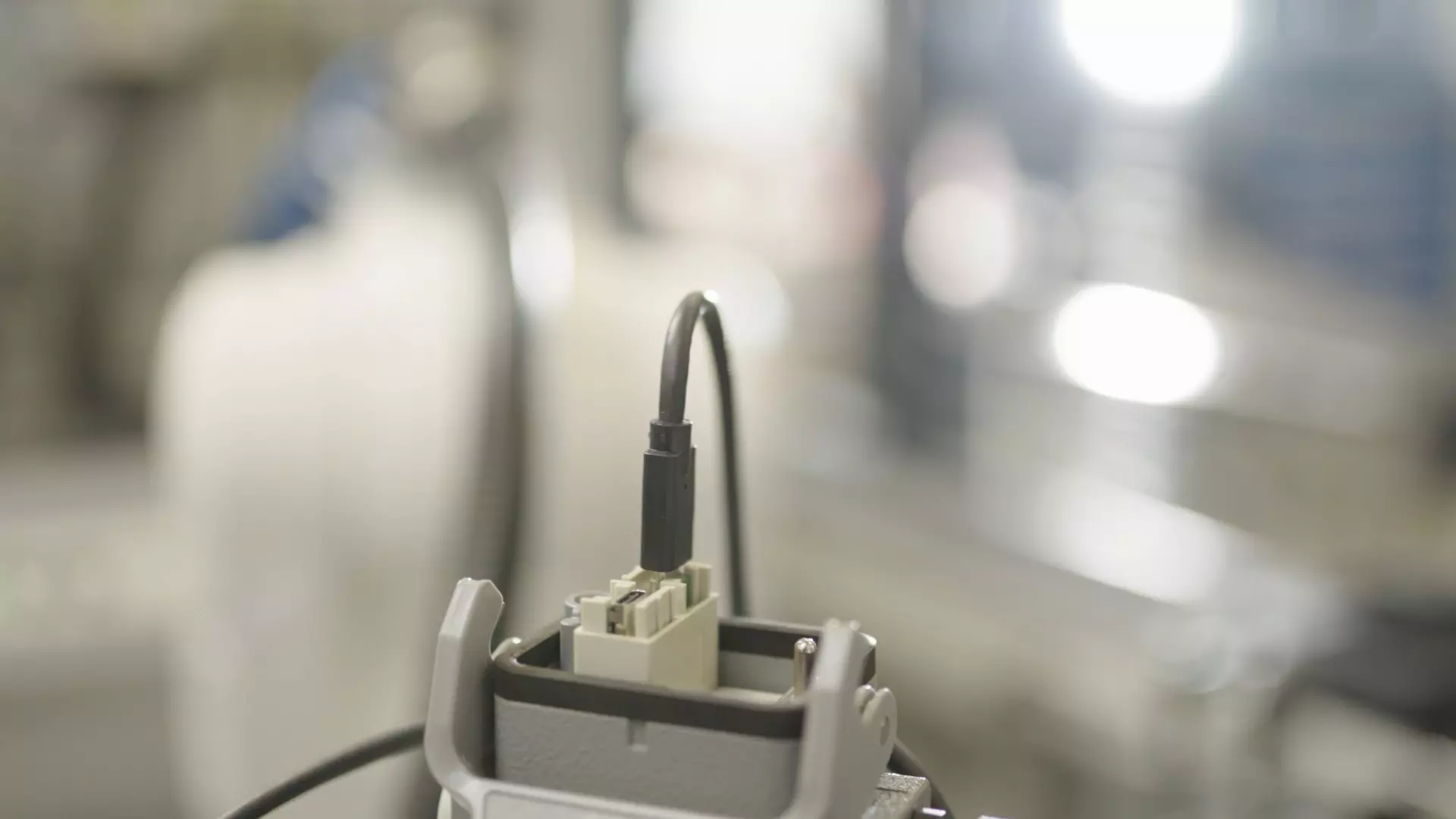 sk-laser_harting-connector_1.jpg