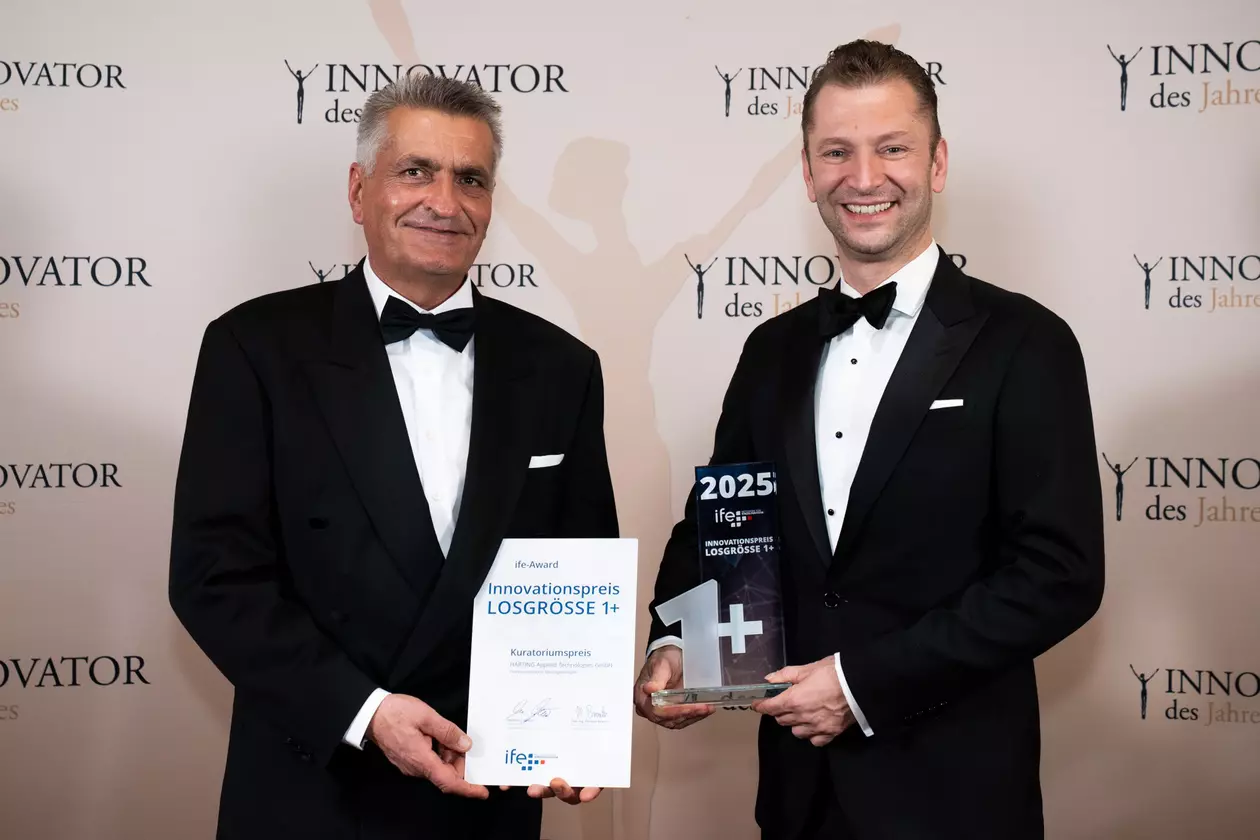 Volker Huckriede und Markus Pessara freuen sich über gleich zwei Preise