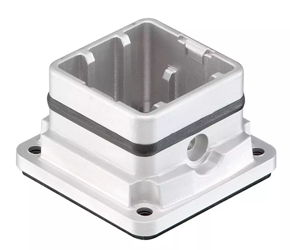 Han-Yellock 10 bulkhead mount housing
