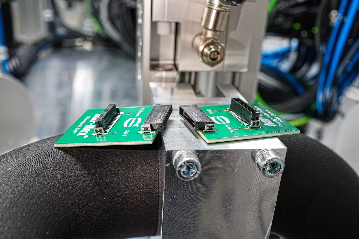 Device Connectivity PCB Connectors B2B Extender Card.psd