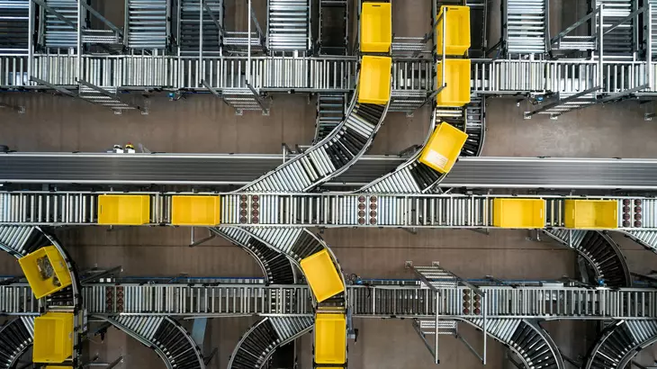 Pre-assembled cabling solutions speed up installations - EDC centere