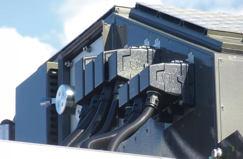 Intercar_Roof_Jumpers