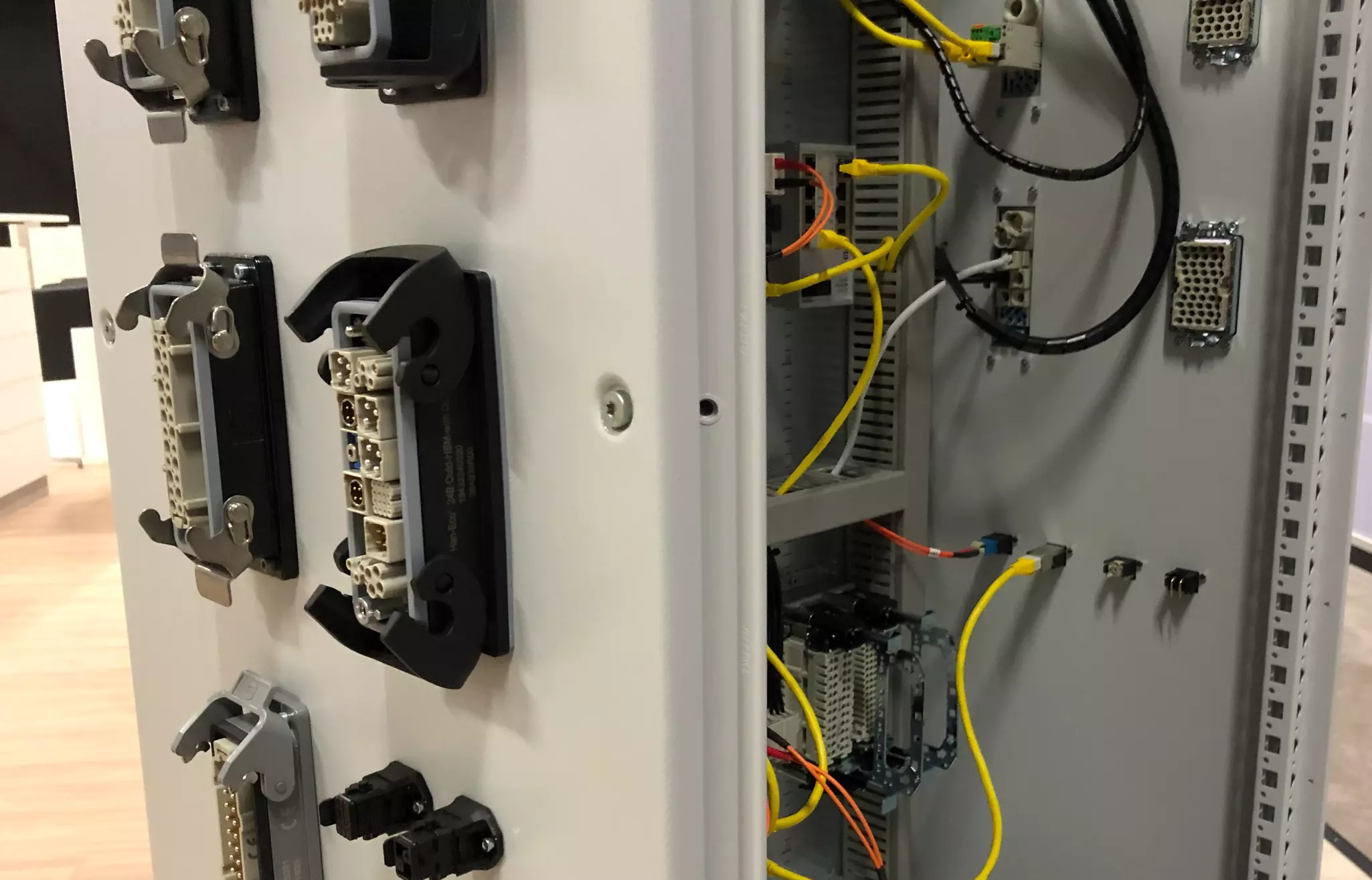 The next level of modular industrial connectors