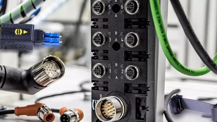 cabling-hero image