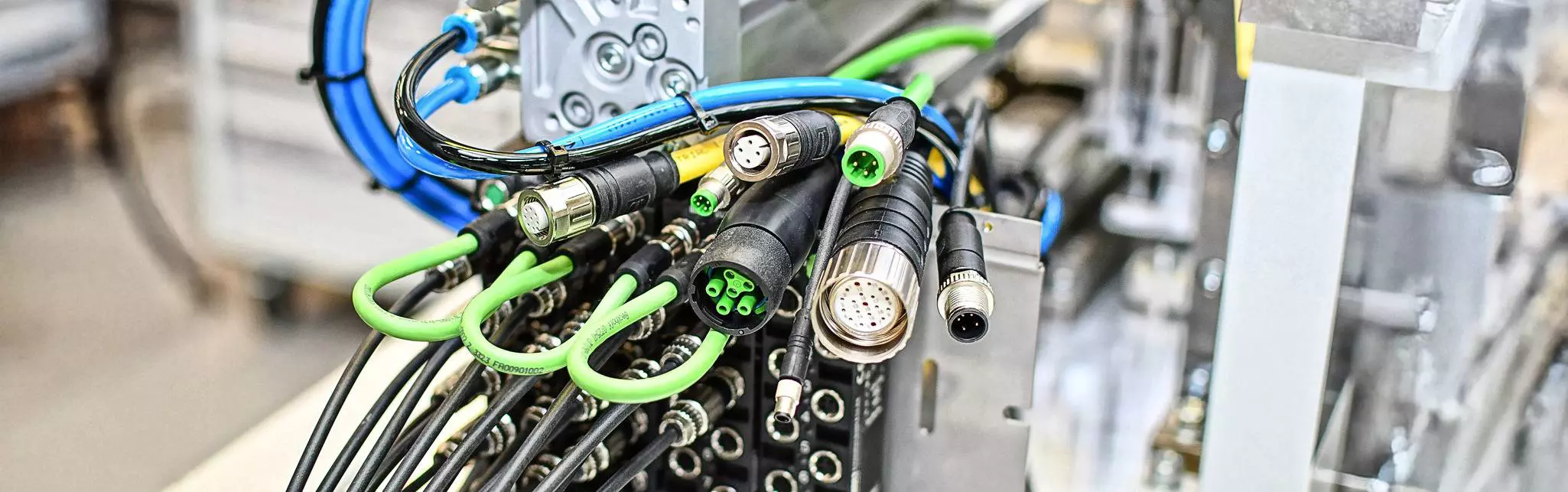 Circular connectors cable assemblies