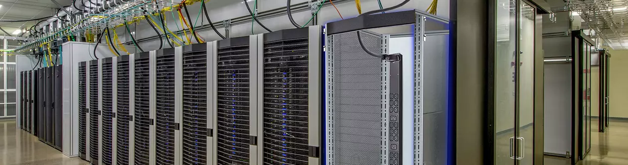 Reduce power loss and improve uptime - Data center connectivity solutions