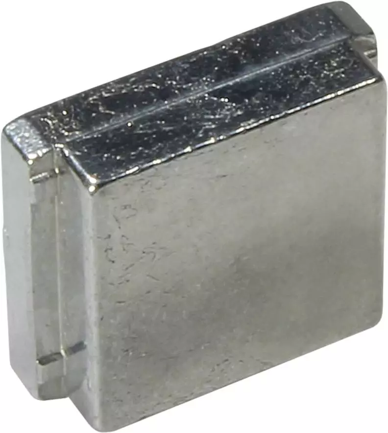 Blindstopfen Metall f. 50pol. Haube