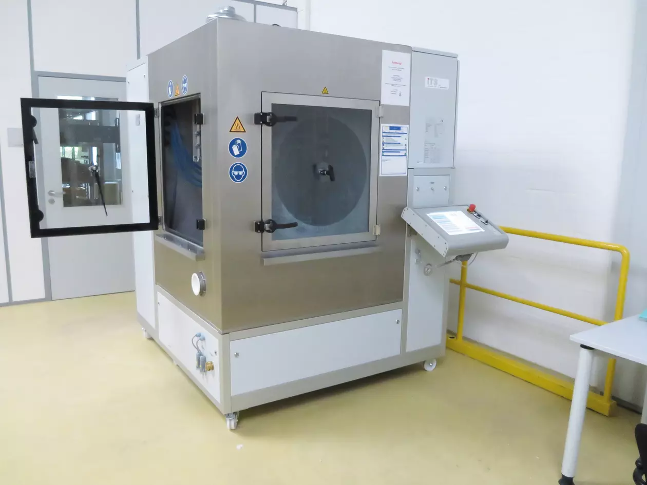 IP test chamber.JPG