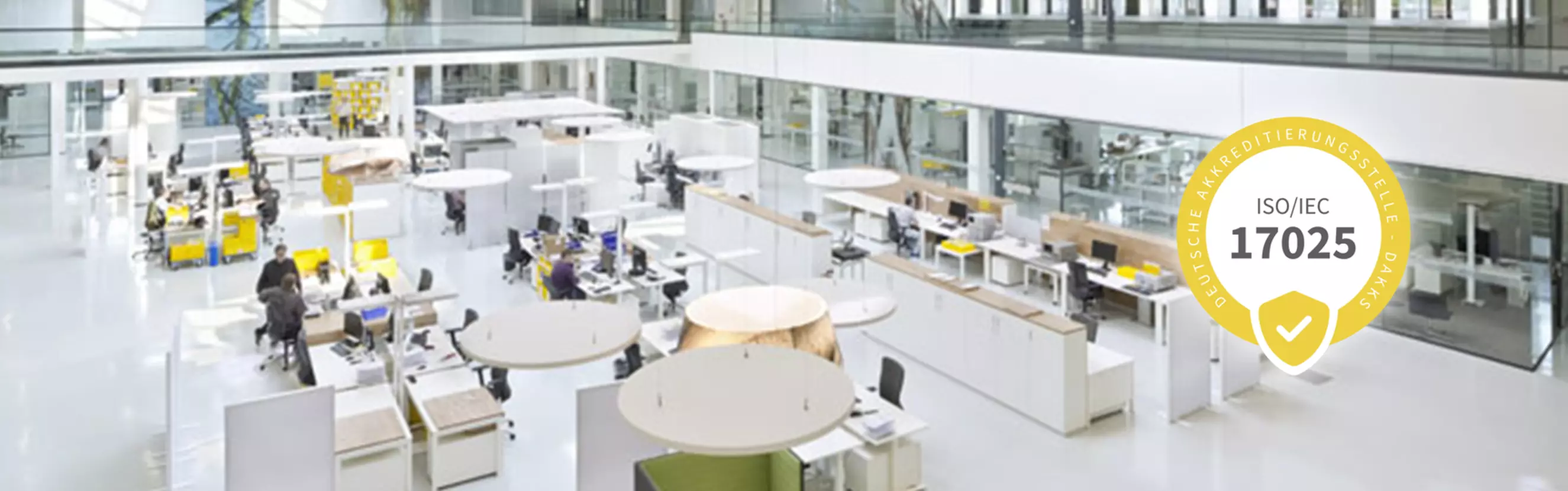 HQT inside with DAkkS ISO IEC 17025 signet