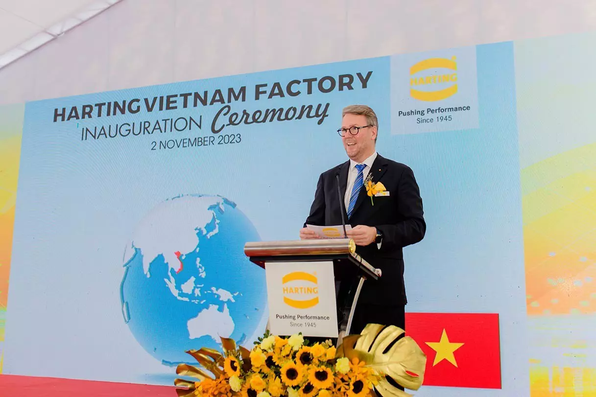 Vietnam plant inauguration-10.jpg